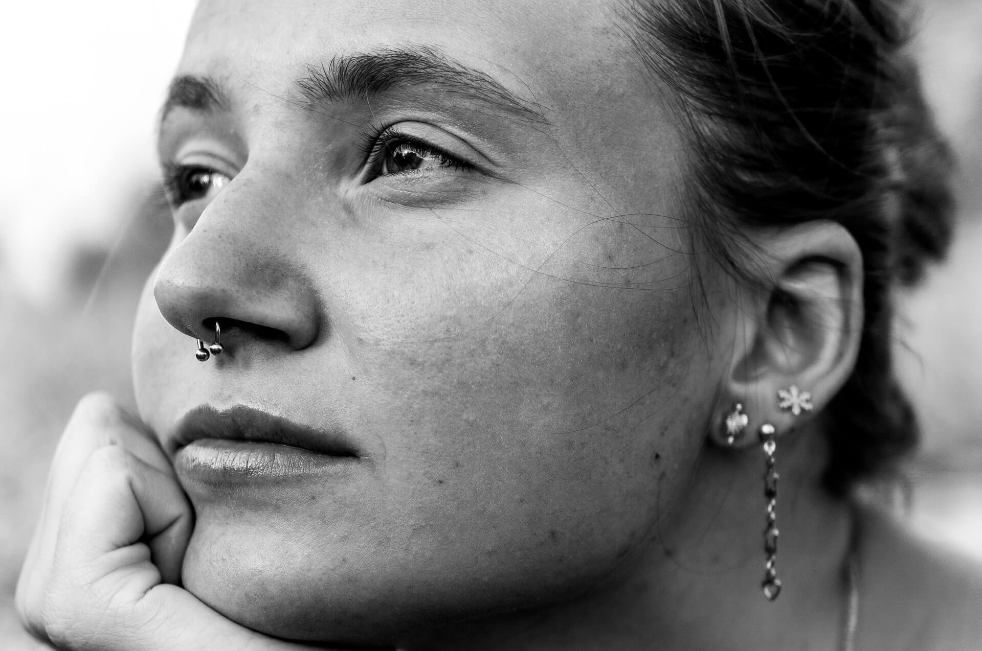 Daith Piercing Schmuck Hintergrund